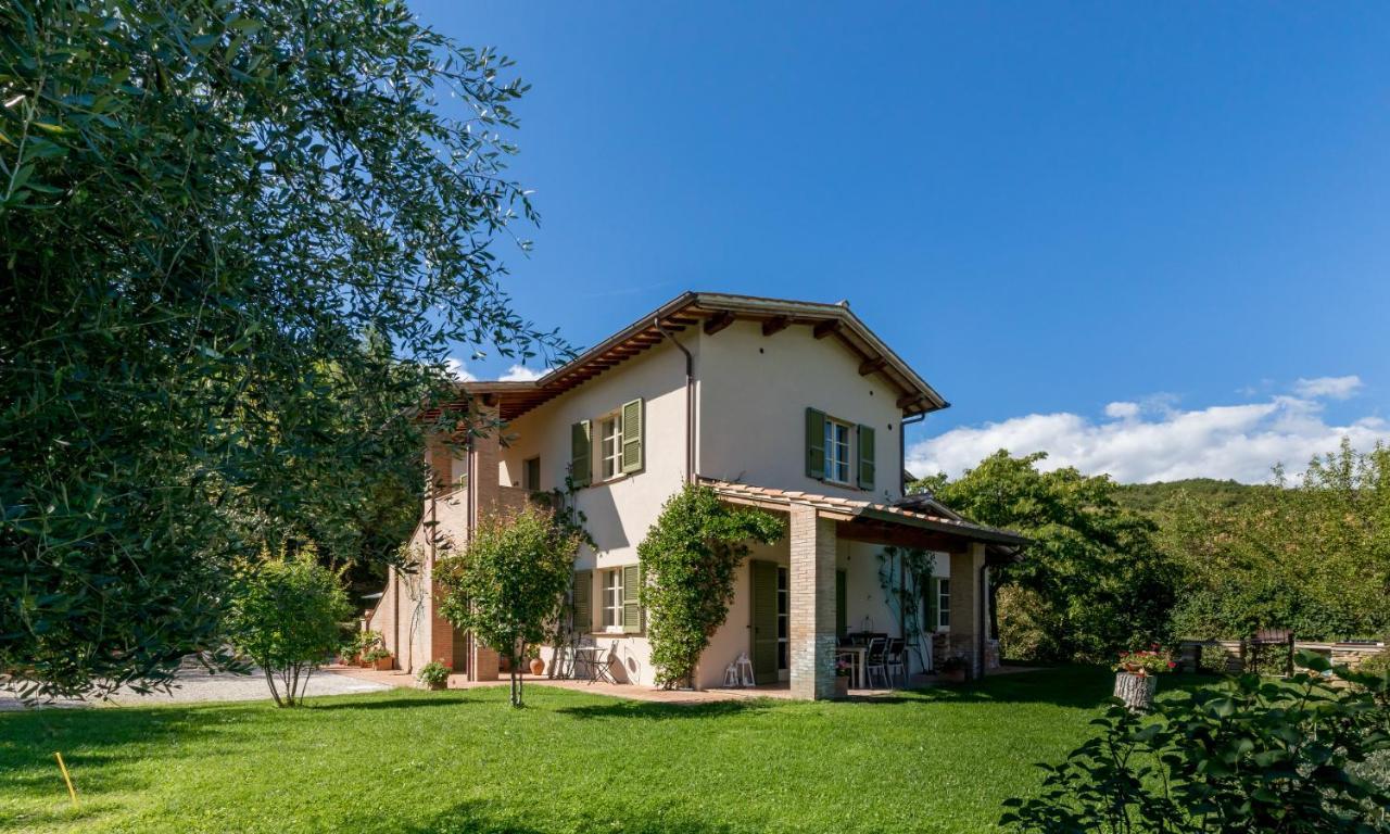 גוביו Altra Meta B&B מראה חיצוני תמונה